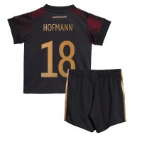 Tyskland Jonas Hofmann #18 Bortedraktsett Barn VM 2022 Kortermet (+ Korte bukser)